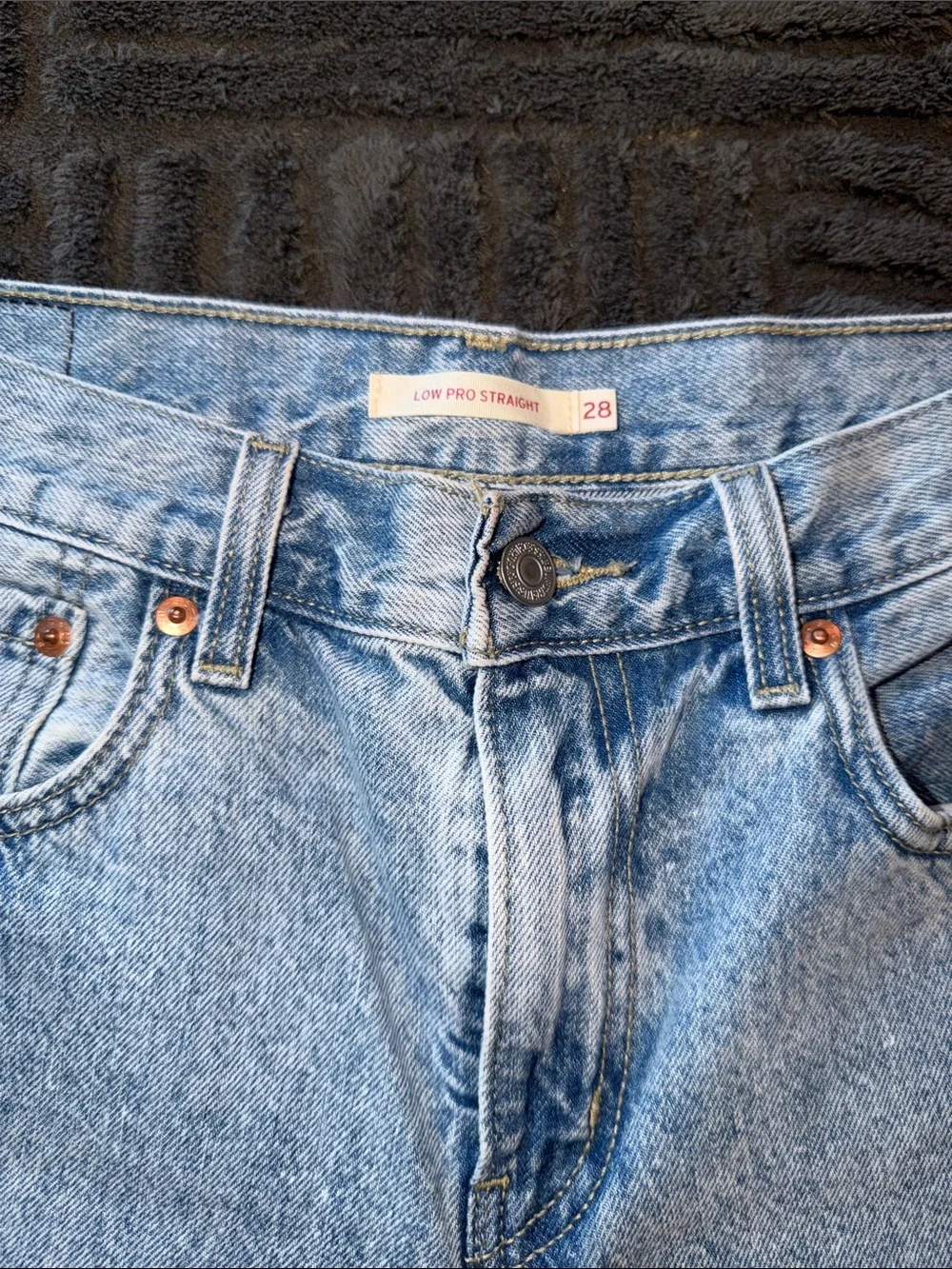 Levi's Light Wash Men's Straight Jeans